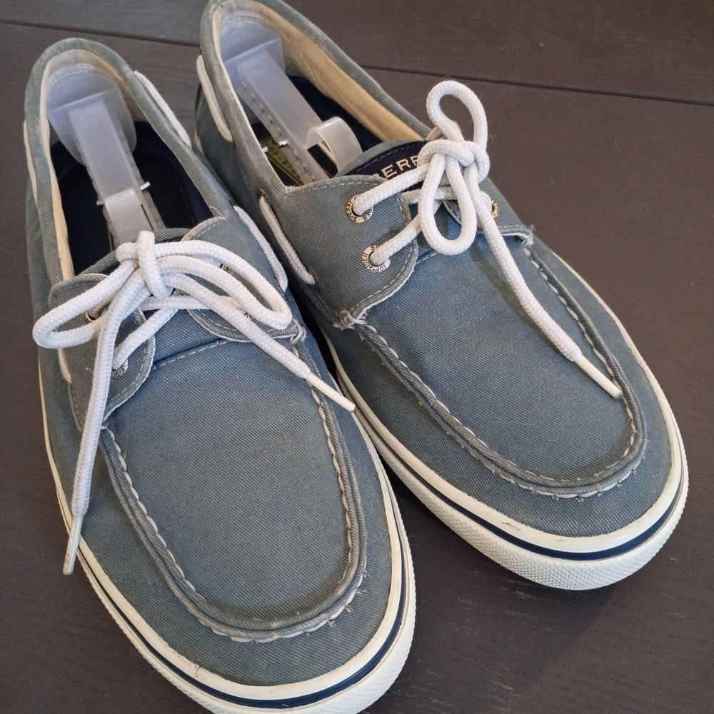 Sperry Men's 9M Distressed Denim Blue Boat Shoes. Gently Worn. - Picture 3 of 6